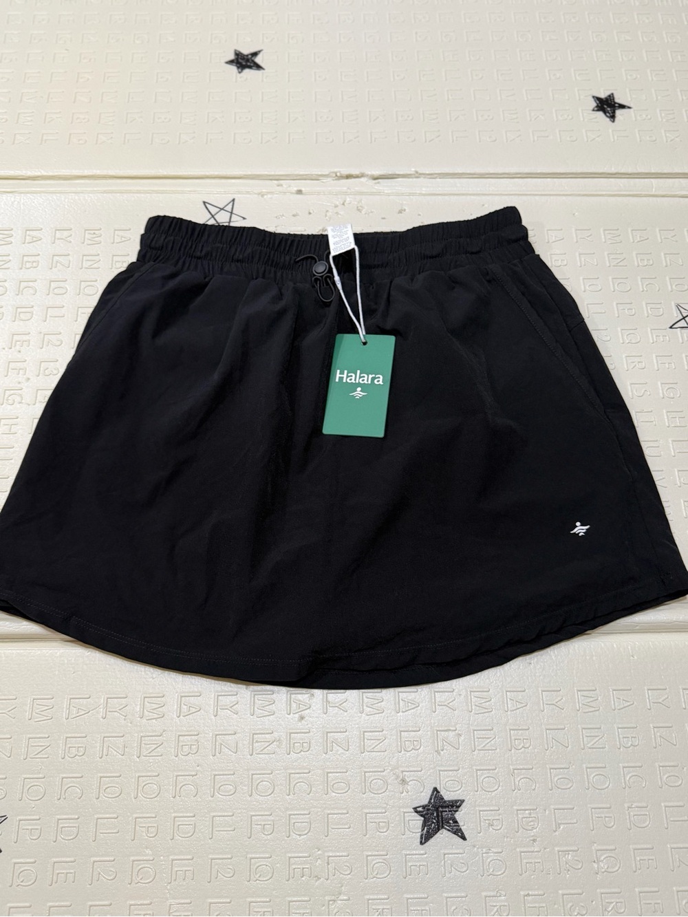 HALARA Black Drawstring Athletic Skirt with Logo